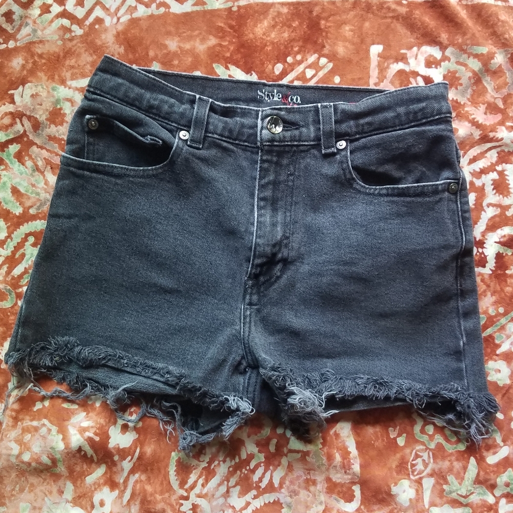 High waisted cut off shorts